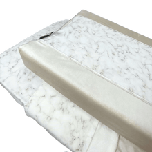 Afbeelding in Gallery-weergave laden, Waskussenhoes Niema-luxury velvet in 10 kleuren-marmer-licht beige