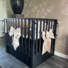 Afbeelding in Gallery-weergave laden, Sierstrik Luxury Velvet - boxstrik - zand -grote strik - 12 kleuren