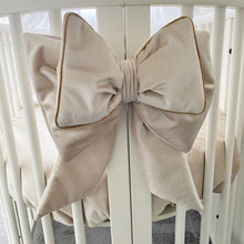 Afbeelding in Gallery-weergave laden, Sierstrik Luxury Velvet Gold-licht beige ecru-bed-boxstrik-10 kleuren