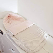 Afbeelding in Gallery-weergave laden, Voetenzak Blake - neutraal - kiezel - nude - roze - wafel