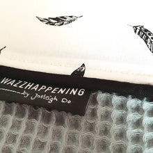 Afbeelding in Gallery-weergave laden, Voetenzak Julian - wafel - veertjes - in 30 kleuren