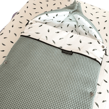 Afbeelding in Gallery-weergave laden, Voetenzak Julian - wafel - veertjes - in 30 kleuren