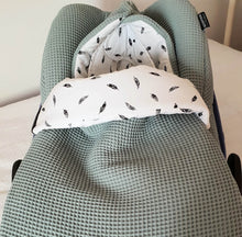 Afbeelding in Gallery-weergave laden, Voetenzak Julian - wafel - veertjes - in 30 kleuren