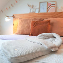 Afbeelding in Gallery-weergave laden, Voetenzak Kopenhagen - wafel - badstof - bies - in 30 kleuren