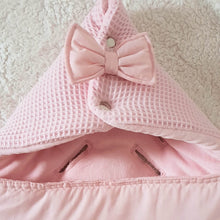 Afbeelding in Gallery-weergave laden, Voetenzak Maleah - wafel - nicky velours - strikjes - in 30 kleuren