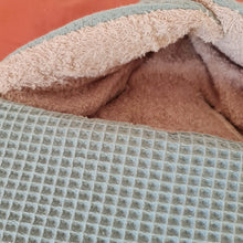 Afbeelding in Gallery-weergave laden, Voetenzak Kopenhagen - wafel - badstof - bies - in 30 kleuren