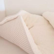 Afbeelding in Gallery-weergave laden, Voetenzak Teddy - wafel - ecru teddy - bies - in 30 kleuren