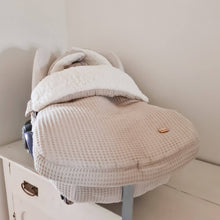 Afbeelding in Gallery-weergave laden, Voetenzak Teddy - wafel - ecru teddy - bies - in 30 kleuren