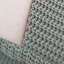 Afbeelding in Gallery-weergave laden, Waskussenhoes Valencia - gebreid - teddy - 5 kleuren