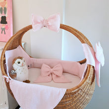 Afbeelding in Gallery-weergave laden, Celine wiegbekleding - strik - wieg - beschikbaar in 30 kleuren