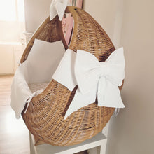 Afbeelding in Gallery-weergave laden, Celine wiegbekleding - strik - wieg - beschikbaar in 30 kleuren