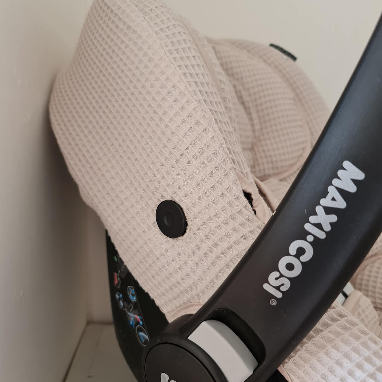 hoes maxi cosi cabriofix Maxi Cosi hoes Cabriofix i-Size (Tinca) Bobbie zand wafel badstof –  Wazzhappening by Jaeleigh Do
