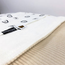 Afbeelding in Gallery-weergave laden, Babydekentje Ribvelours - ribfluweel - bamboe - lichtbeige - creme
