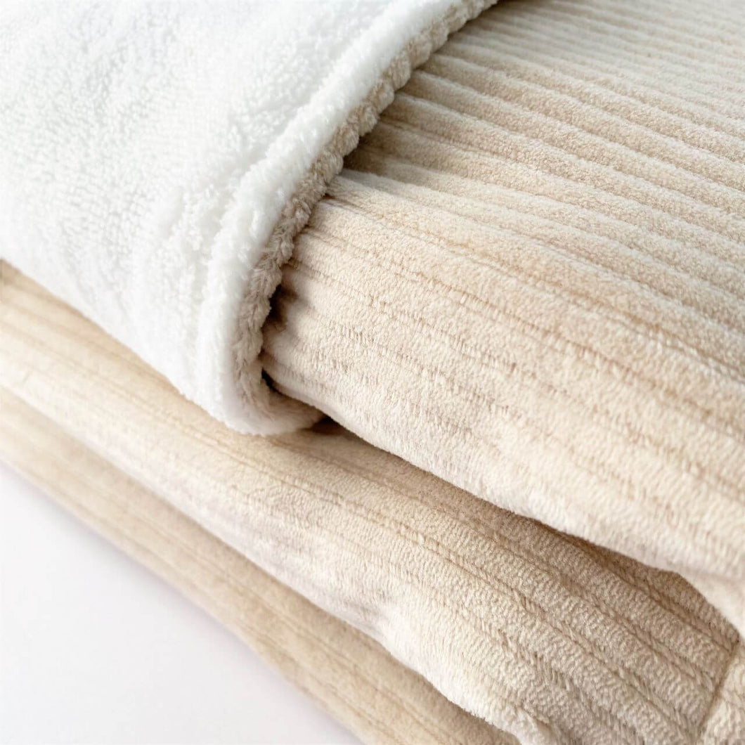 Babydekentje Ribvelours - ribfluweel - bamboe - lichtbeige - creme