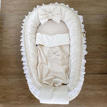 Afbeelding in Gallery-weergave laden, Babydekentje Velvet Strik-fluweel-bamboe-ecru-licht beige-creme
